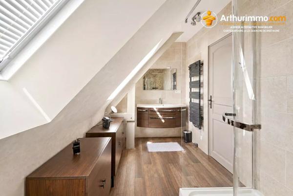 Vente                                                      Maison
                        
                     5 pièces                      103 m2                     à Thorigné-Fouillard