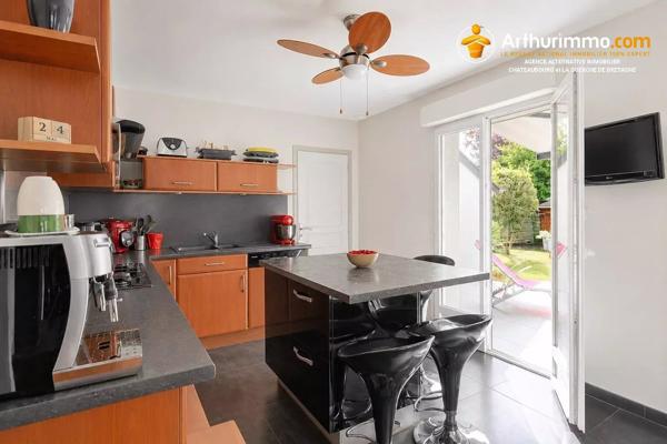 Vente                                                      Maison
                        
                     5 pièces                      103 m2                     à Thorigné-Fouillard