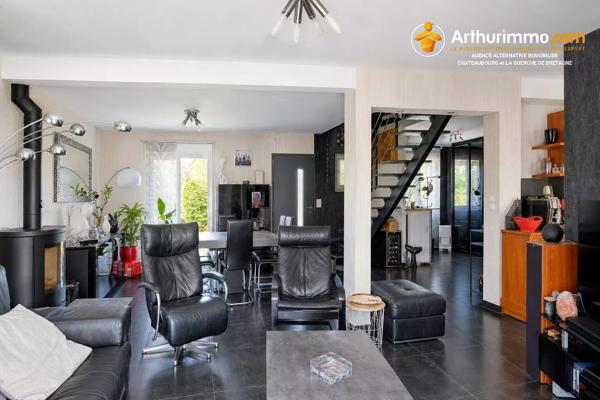 Vente                                                      Maison
                        
                     5 pièces                      103 m2                     à Thorigné-Fouillard