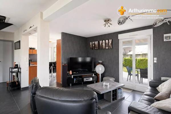 Vente                                                      Maison
                        
                     5 pièces                      103 m2                     à Thorigné-Fouillard