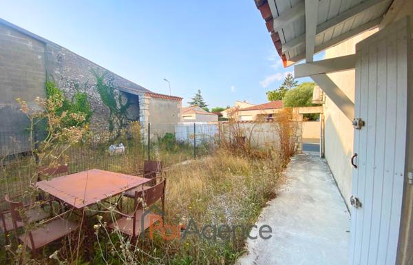 SEMUSSAC PROCHE CENTRE VILLE MAISON 3 PIECES AVEC GRAND HANG