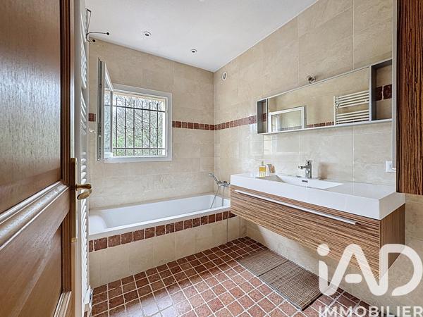 Maison à vendre 5 pièces 132 m² Fayence