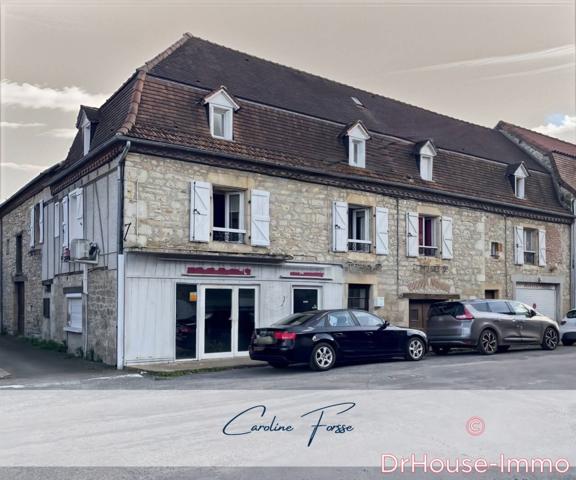 Immeuble à vendre 10 pièces de 390 m²