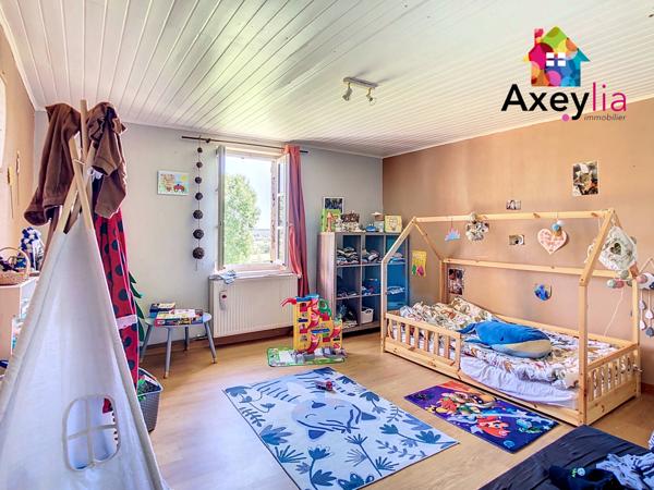 Rigny-sur-Arroux (71160) A VENDRE- RIGNY SUR ARROUX- MAISON DE CAMPAGNE SPACIEUSE AVEC VUE DÉGAGÉE