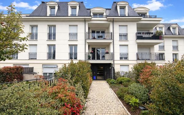 Appartement à vendre    3 pièces • 58,14 m2 Villecresnes