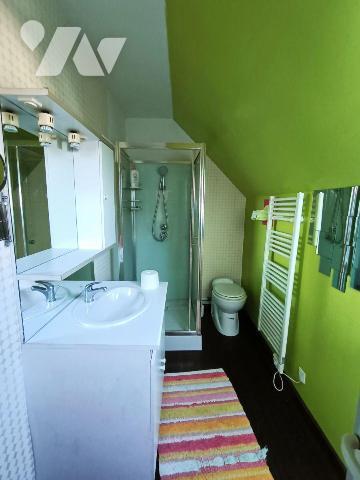 TRENTE CINQ  NOTAIRES - en sortie d'agglomération - cette maison indépendante d'environ 125 m² ...