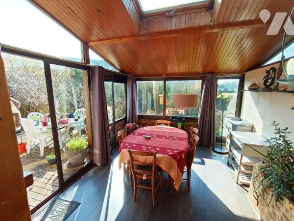 TRENTE CINQ  NOTAIRES - en sortie d'agglomération - cette maison indépendante d'environ 125 m² ...