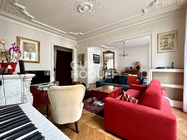 Appartement Paris 4 pièce(s) 97.01 m2