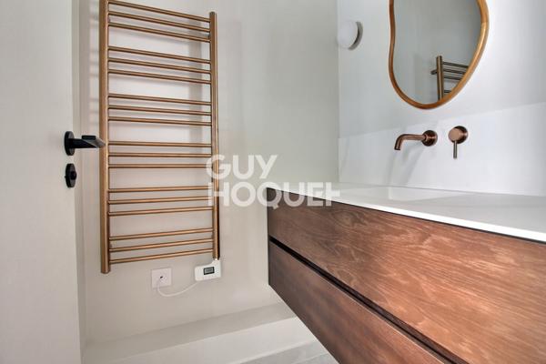 Très beau 2 pièces entièrement rénové- 32.3 m²- Rue Rodier 75009