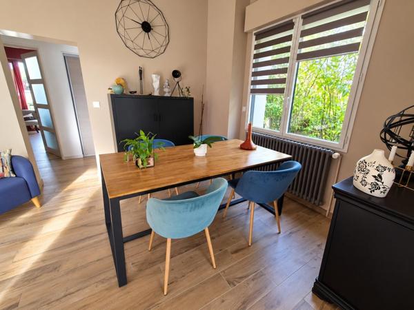 Maison à LA CHAIZE-LE-VICOMTE, 85310 - 5 pièces 134m²