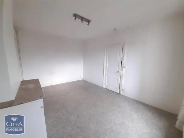 Appartement à louer 1 pièce 33.03m²