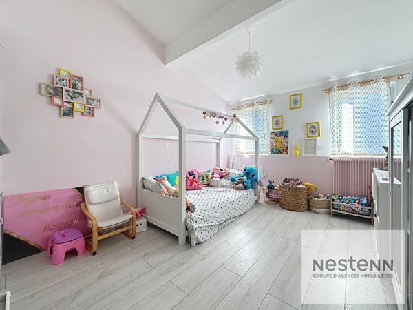 Maison contemporaine à vendre à Bruges hypercentre - 5 pièces, 3 chambres