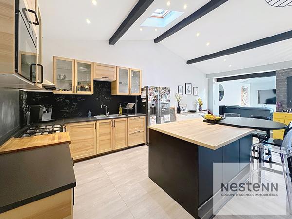 Maison contemporaine à vendre à Bruges hypercentre - 5 pièces, 3 chambres