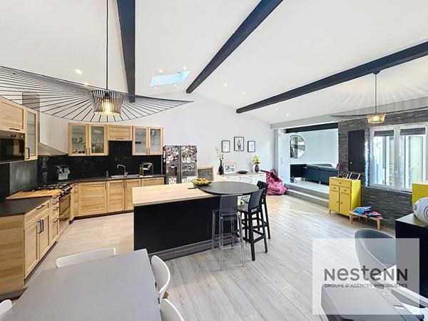 Maison contemporaine à vendre à Bruges hypercentre - 5 pièces, 3 chambres