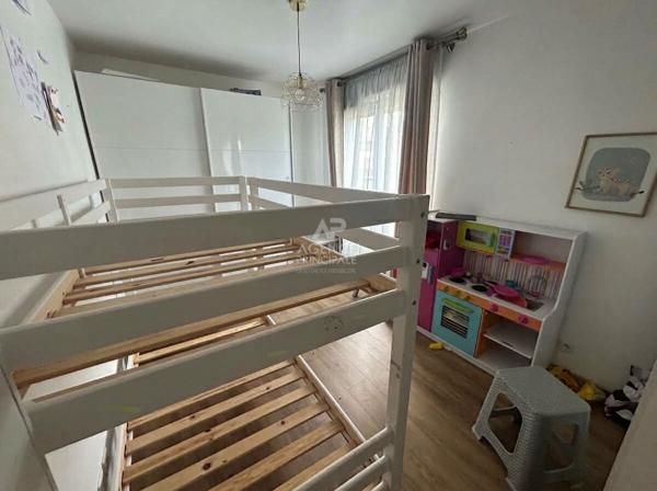 Appartement Carrieres Sous Poissy 3 pièce(s) 66 m2 240 000 € **  - Référence  9346