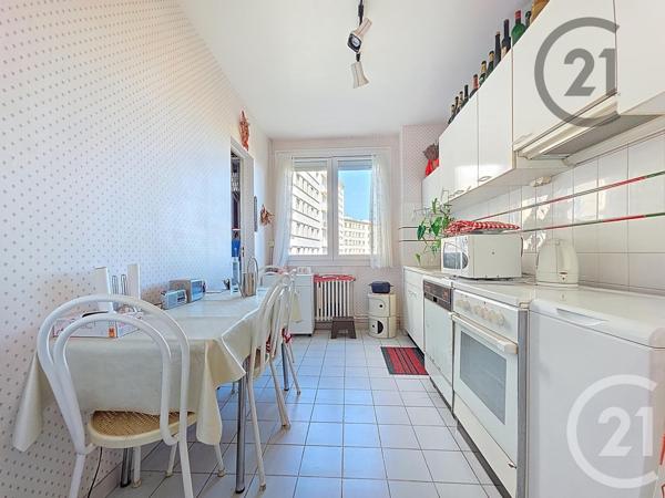 Appartement F3 à vendre  3 pièces - 81 m2 TROYES - 10