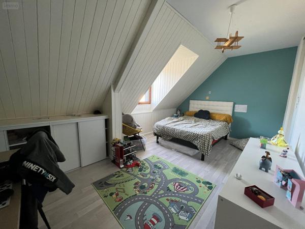 Maison à vendre à Châteaugiron en Ille-et-Vilaine (35410), ref : VM2482-35018