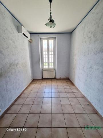 Rare Les Arcs centre belle maison de charme composée de 3 appartements et garage véranda dépendances sur 259m  Les Arcs (83460)