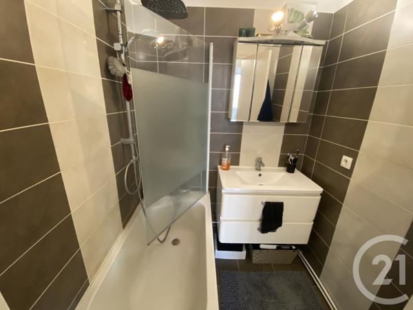 Appartement T3 à vendre  3 pièces - 55,80 m2 VILLEFRANCHE SUR SAONE - 69