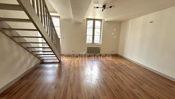 DIEPPE (76) IMMEUBLE DE RAPPORT - DEMEURE INDIVIDUELLE DIEPPOISE - 4 APPARTEMENTS