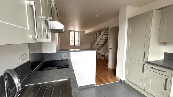 DIEPPE (76) IMMEUBLE DE RAPPORT - DEMEURE INDIVIDUELLE DIEPPOISE - 4 APPARTEMENTS