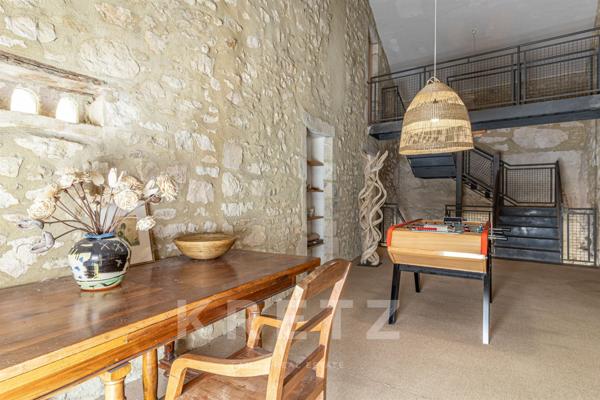 Authentique Ferme Provençale en pierre — Vue panoramique d’exception sur le Mont Ventoux