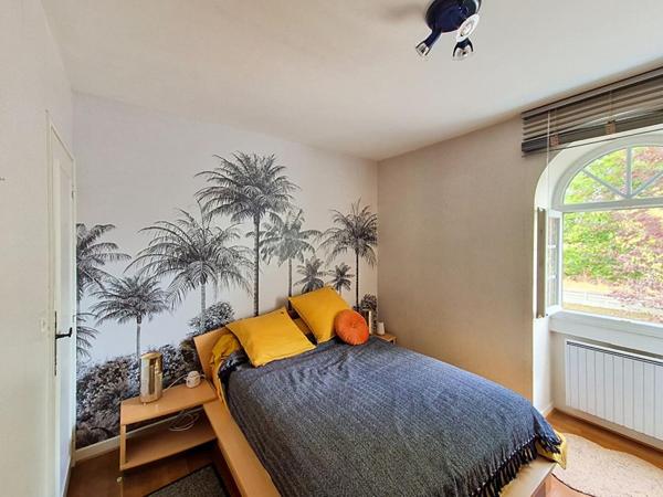 Appartement Cosne Cours Sur Loire 5 pièce(s) 155.80 m2
