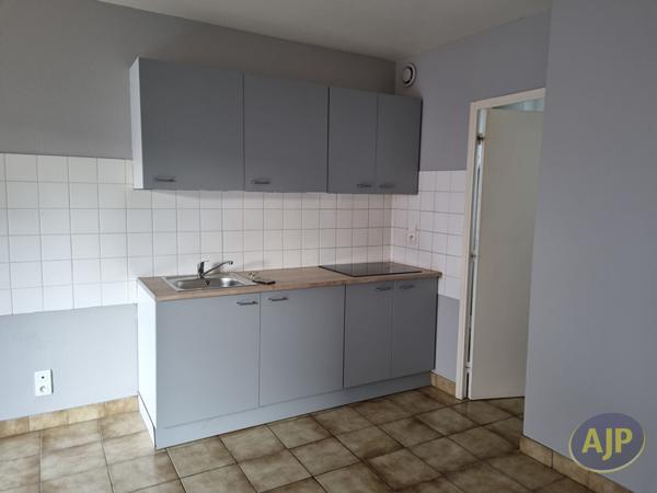 Location appartement Bedee : 406 € - AJP Immobilier Pacé