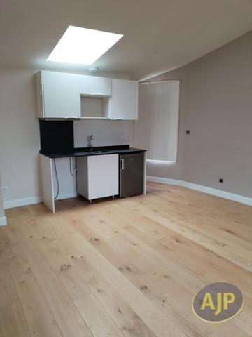 Location appartement Saintes : 539 € - AJP Immobilier Saintes