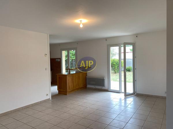 Location maison Hourtin : 988 € - AJP Hourtin Immobilier