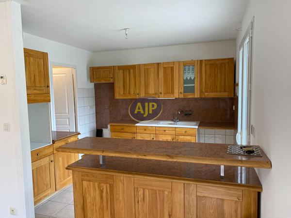Location maison Hourtin : 988 € - AJP Hourtin Immobilier