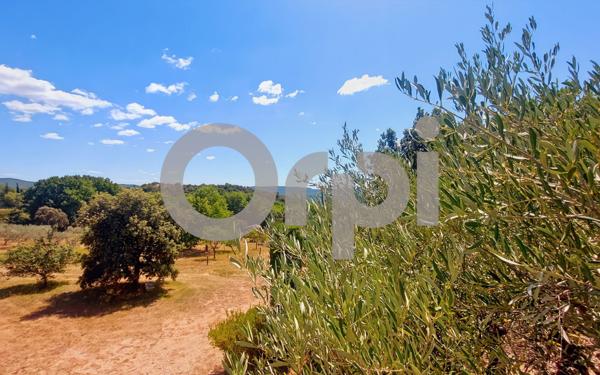 Maison à vendre    3 pièces • 186,35 m2 Reillanne