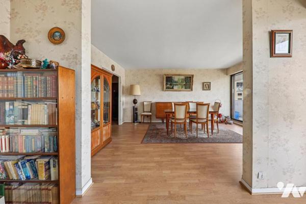 Appartement familial + cave & Parking