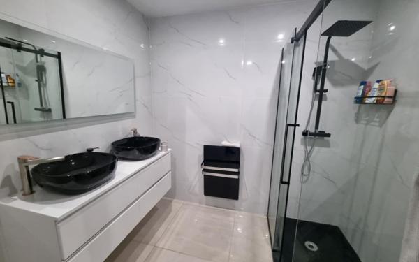 Maison à vendre    5 pièces • 150 m2 Montfavet - Avignon