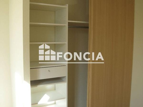 Location Appartement 2 pièces 46.99 m² - 14 PLACE DU 8 MAI 1945 Castres 81100