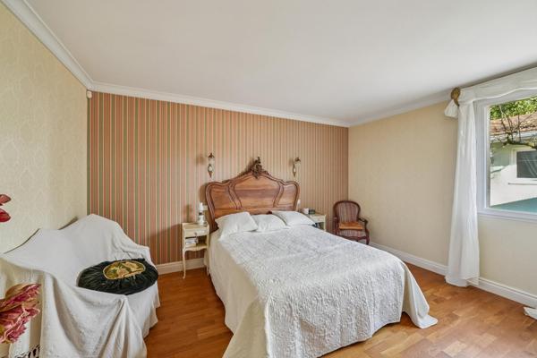 Talence Mairie – Maison de charme avec jardin, studio indépendant et garage double