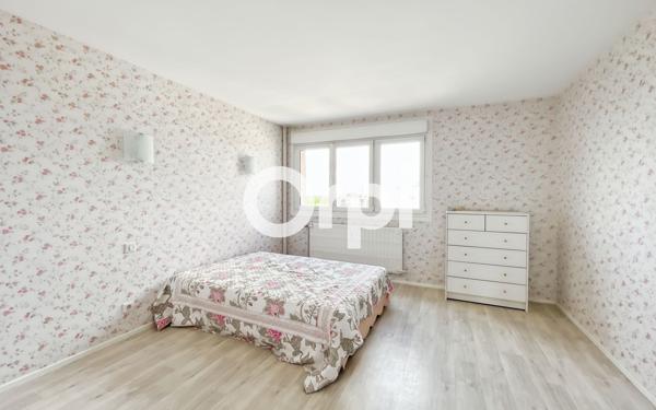 Appartement à vendre    4 pièces • 108 m2 Arras