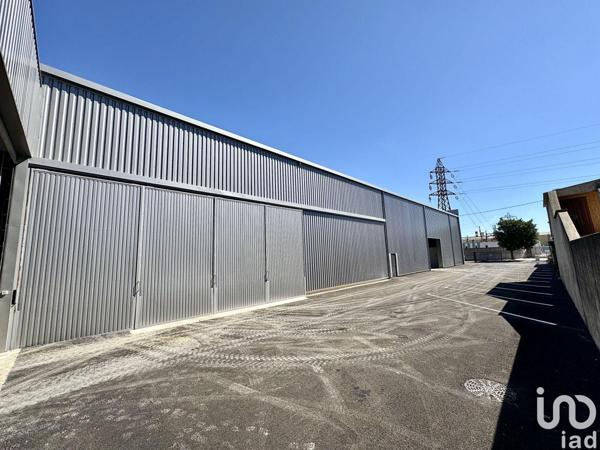Location hangar 500 m² Orange