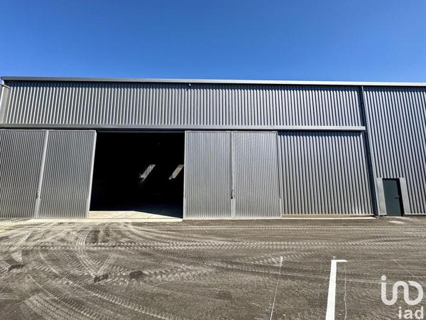 Location hangar 500 m² Orange