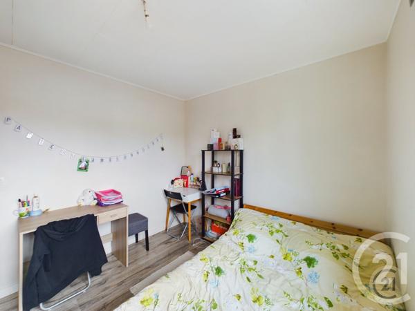 Appartement T4 à vendre  4 pièces - 78,64 m2 LA GARDE - 83
