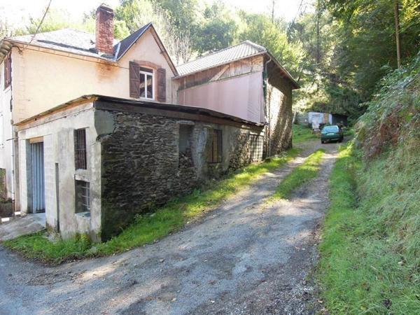 Grange à vendre |  Laval-de-Cère |  1 pièce