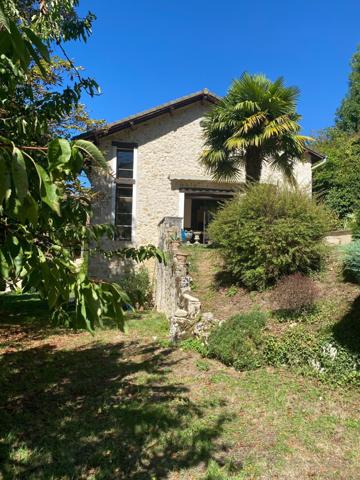 Propriété avec deux habitations