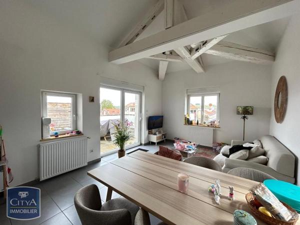 Appartement à louer 4 pièces 75m²