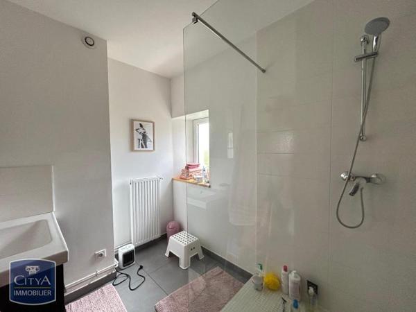 Appartement à louer 4 pièces 75m²