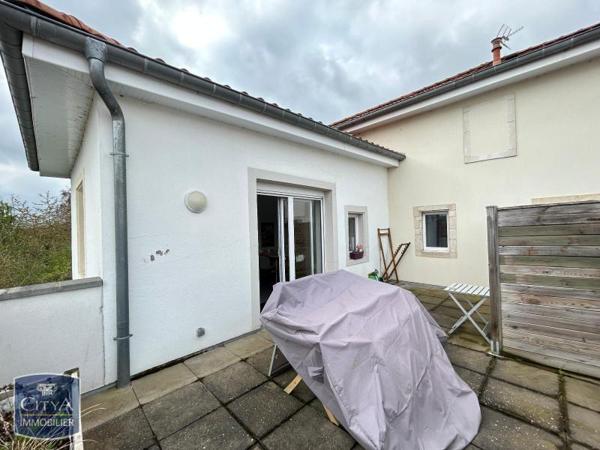 Appartement à louer 4 pièces 75m²