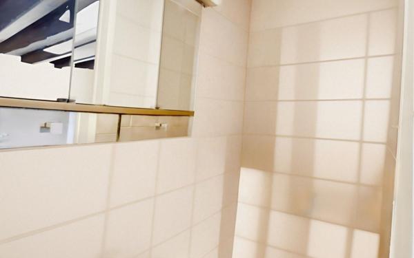 Appartement à vendre    2 pièces • 25,03 m2 Versailles