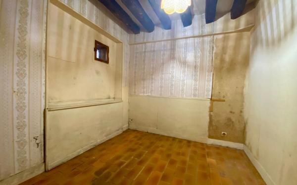 Appartement à vendre    2 pièces • 25,03 m2 Versailles