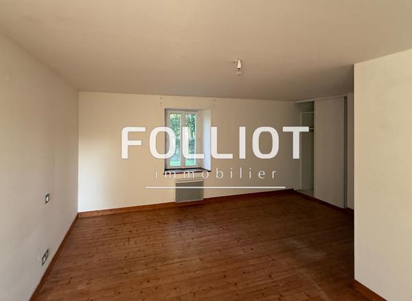 A vendre - Maison DANGY- Possibilités d'acquérir 1 hectare supplémentaire.