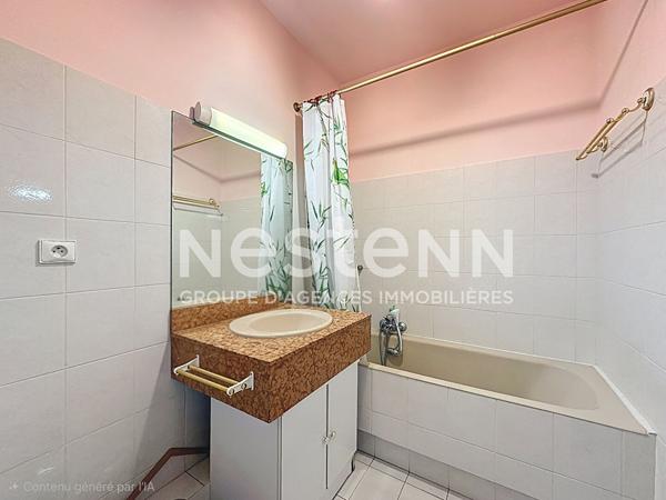 A VENDRE - MANDELIEU - 4P - VUE GOLF AVEC 2 GARAGES ET CAVE