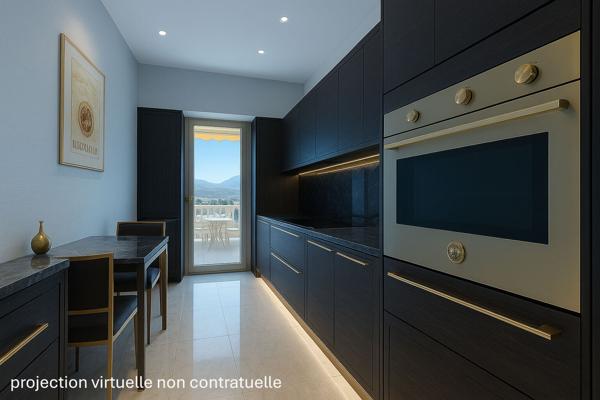 A VENDRE - MANDELIEU - 4P - VUE GOLF AVEC 2 GARAGES ET CAVE